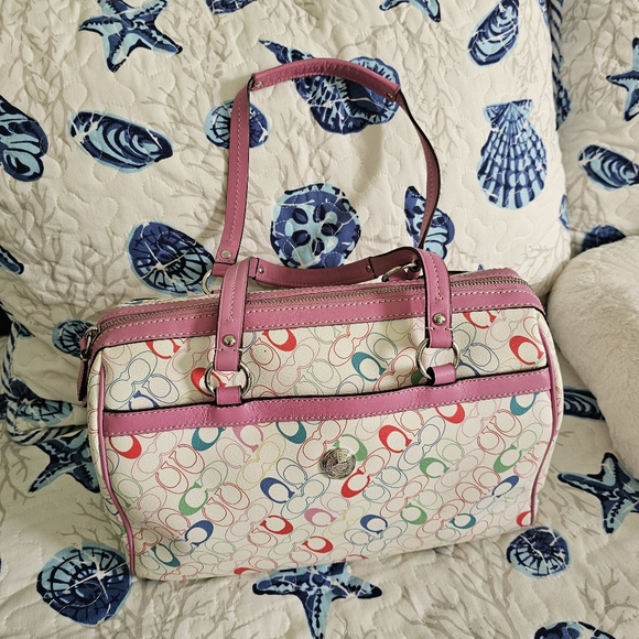 Coach pink and white handbag. - Picture 1 of 4